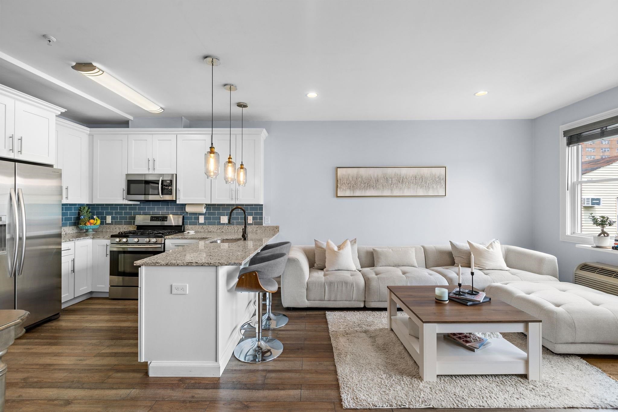 140 36TH ST 303
