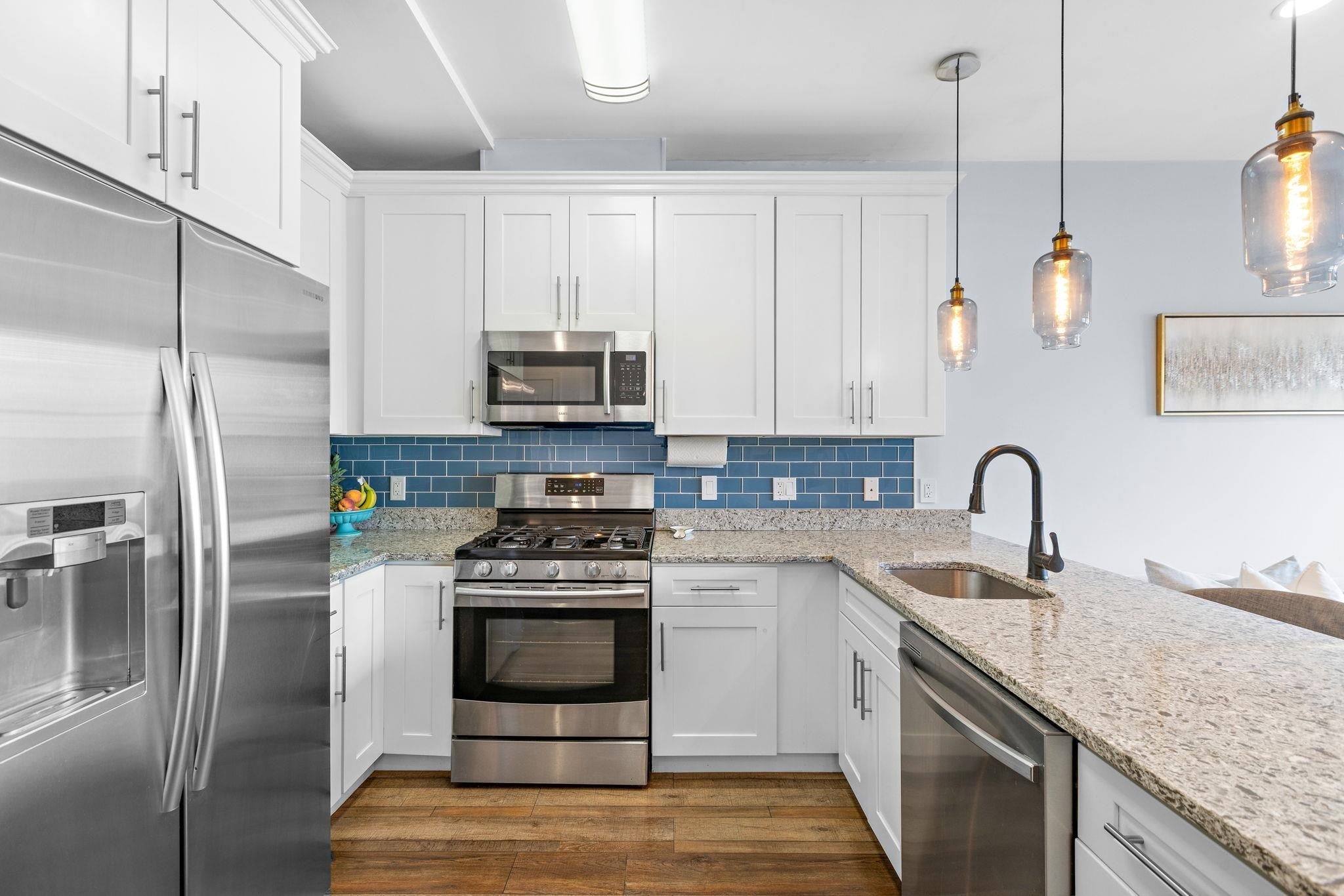 140 36TH ST 303