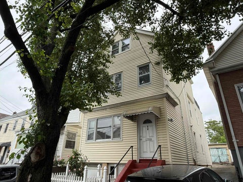 Homes For Rent - 80 Mcadoo Ave<br/> Jersey City, NJ 07305