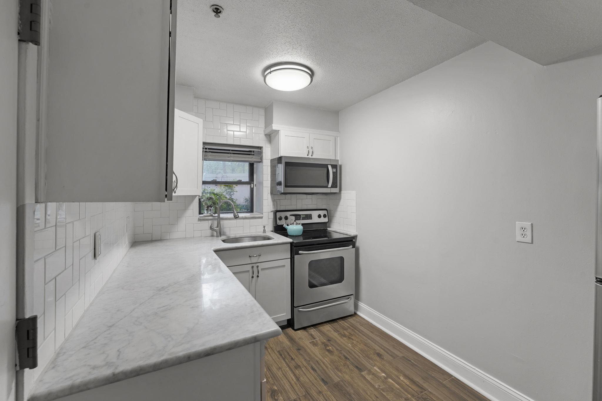 11 Cuneo Pl #D, Jersey City, New Jersey image 9