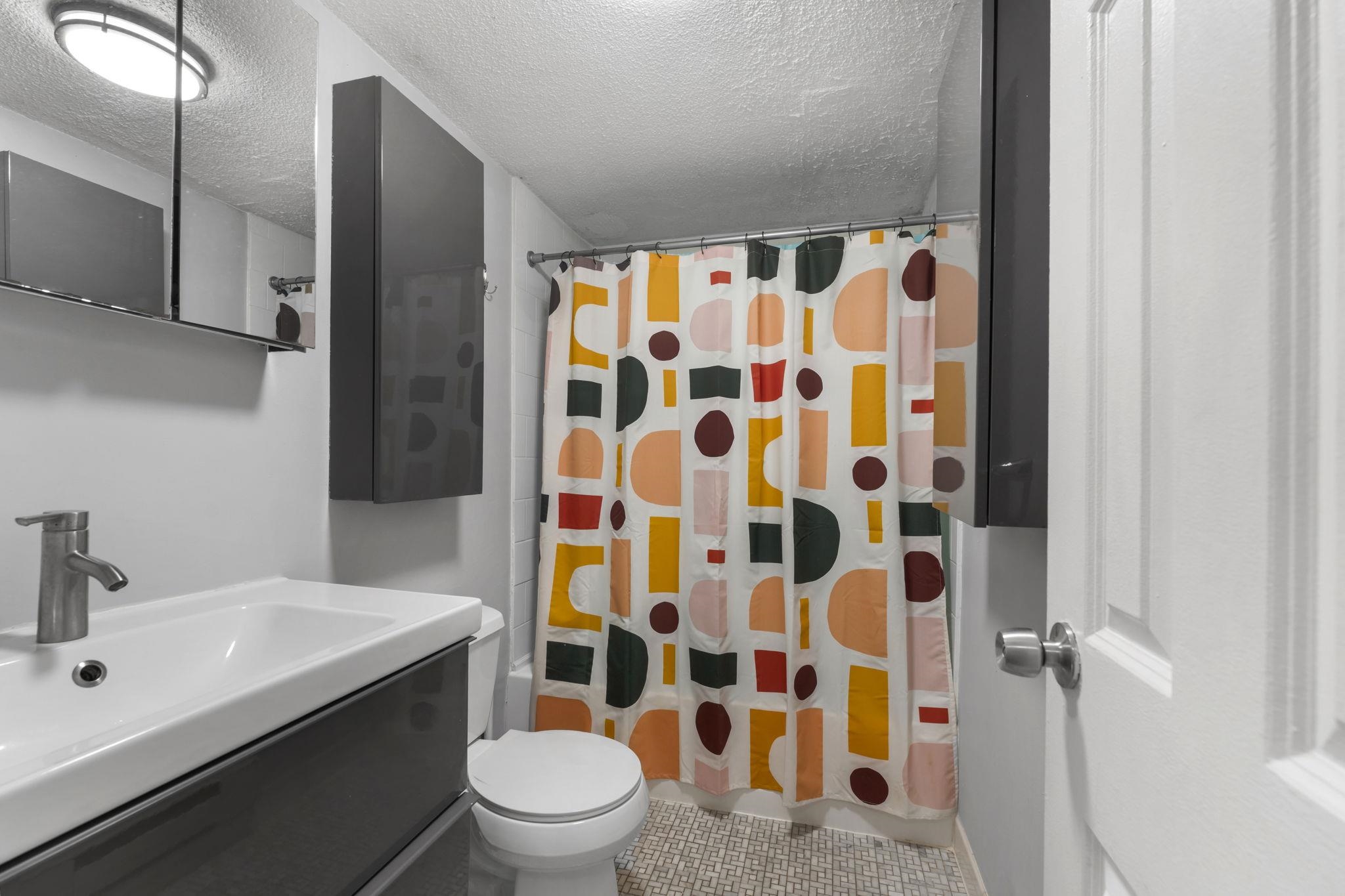 11 Cuneo Pl #D, Jersey City, New Jersey image 16