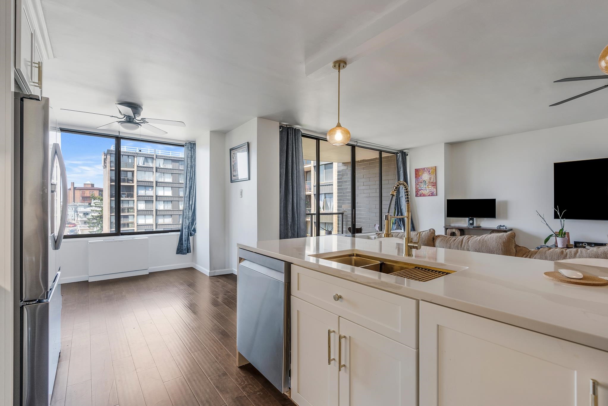 9060 PALISADE AVE 710