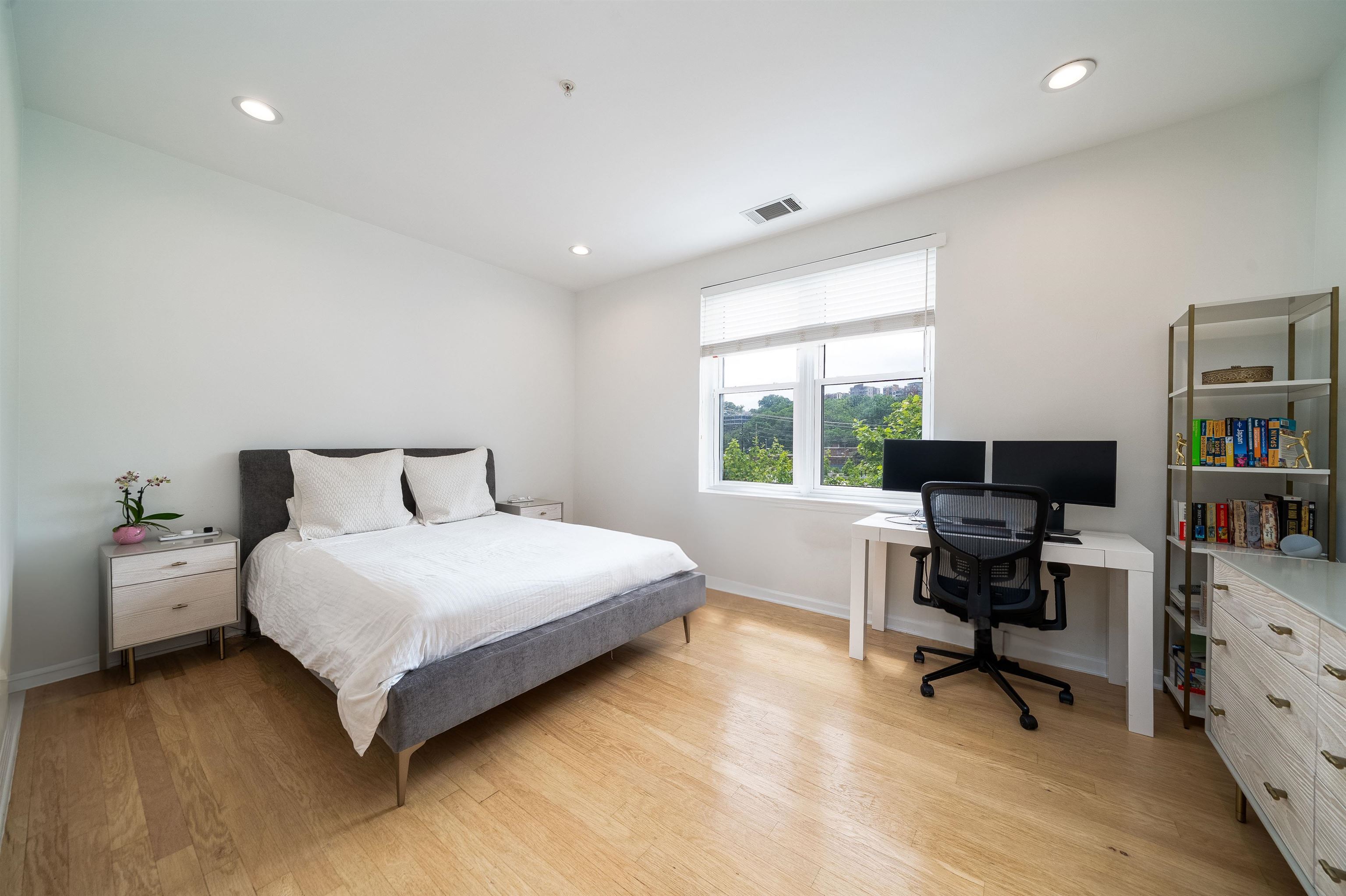 1200 Grand St #314, Hoboken, New Jersey image 11