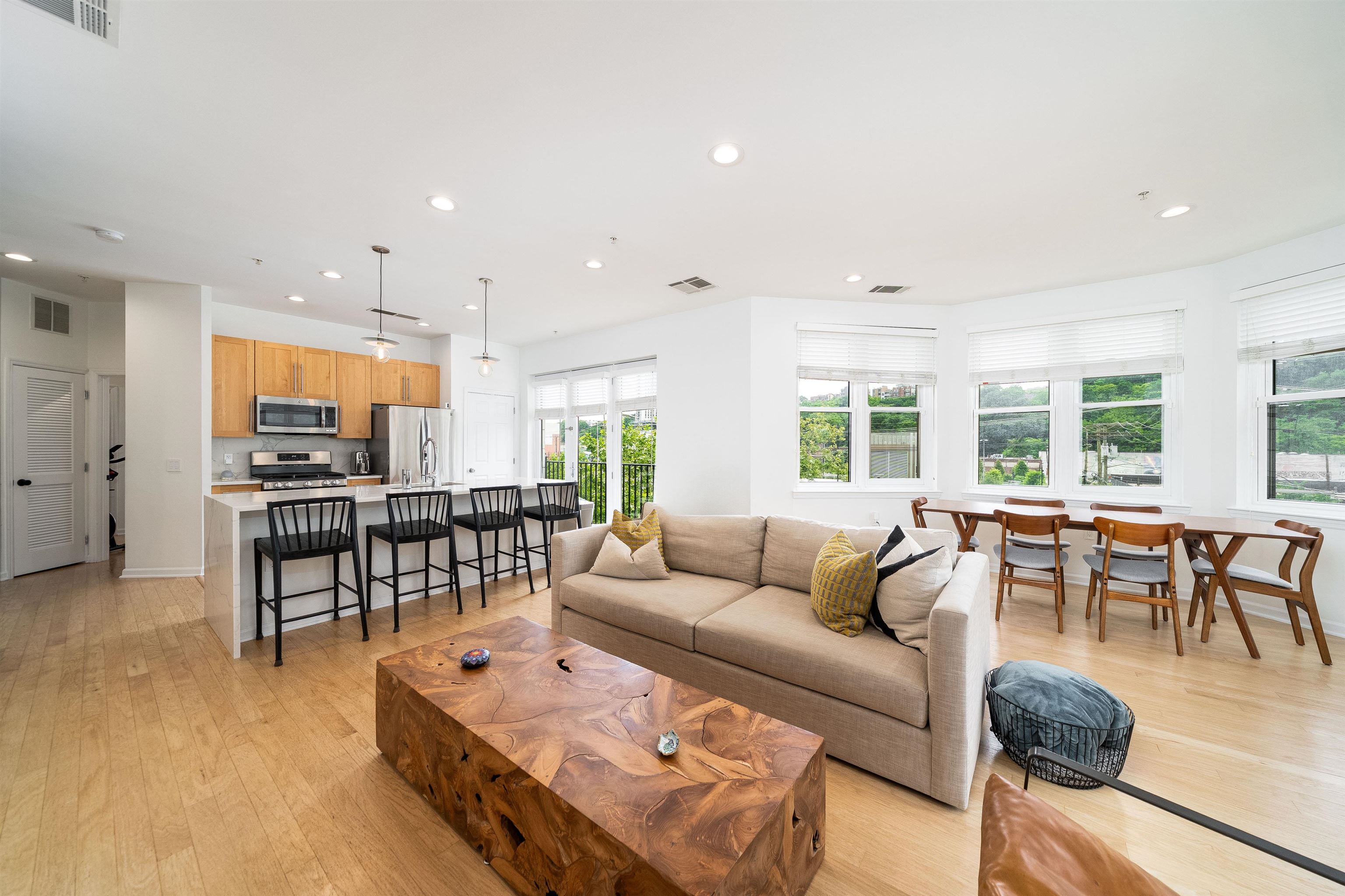 1200 Grand St #314, Hoboken, New Jersey image 1