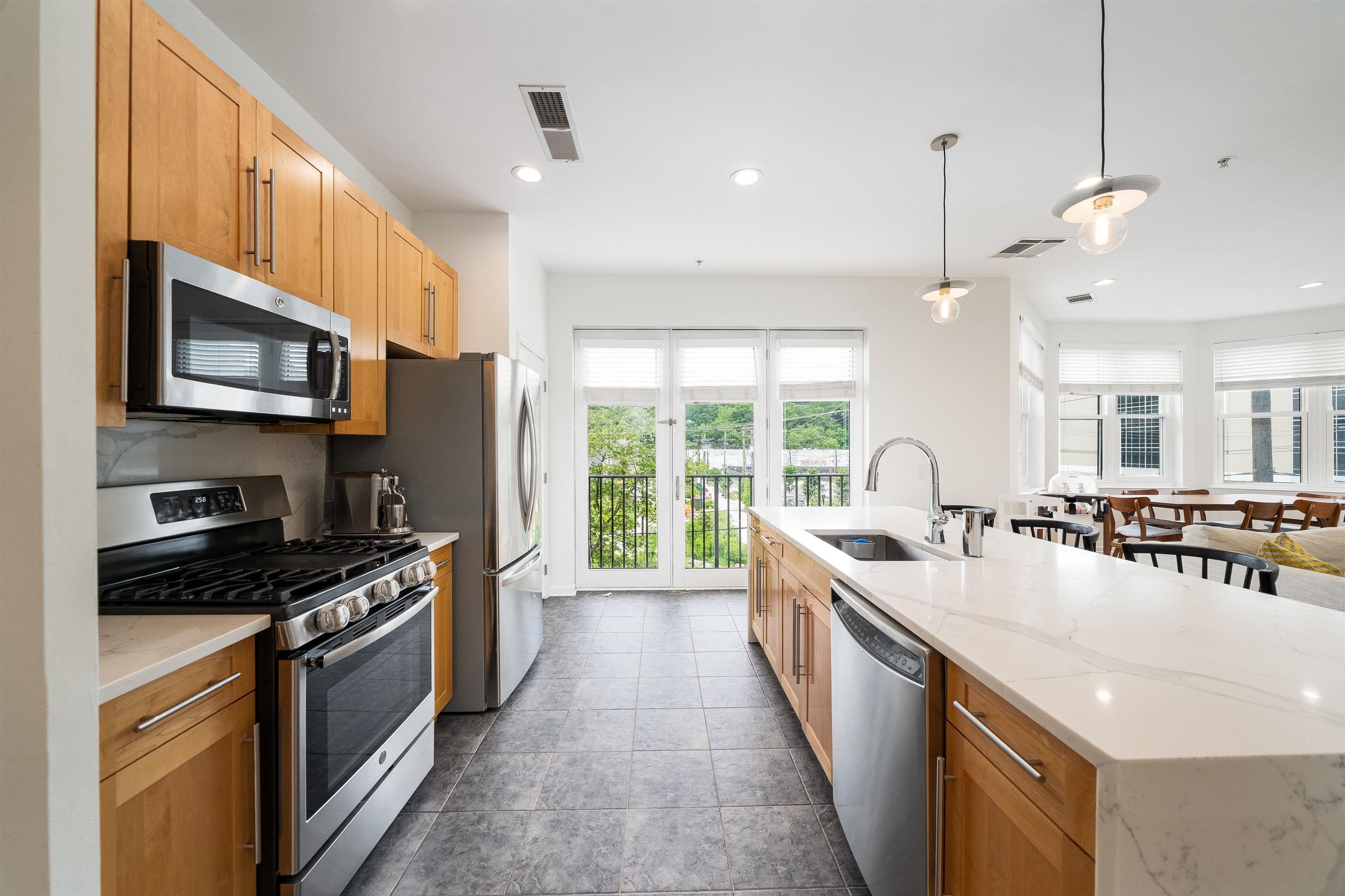 1200 Grand St #314, Hoboken, New Jersey image 9