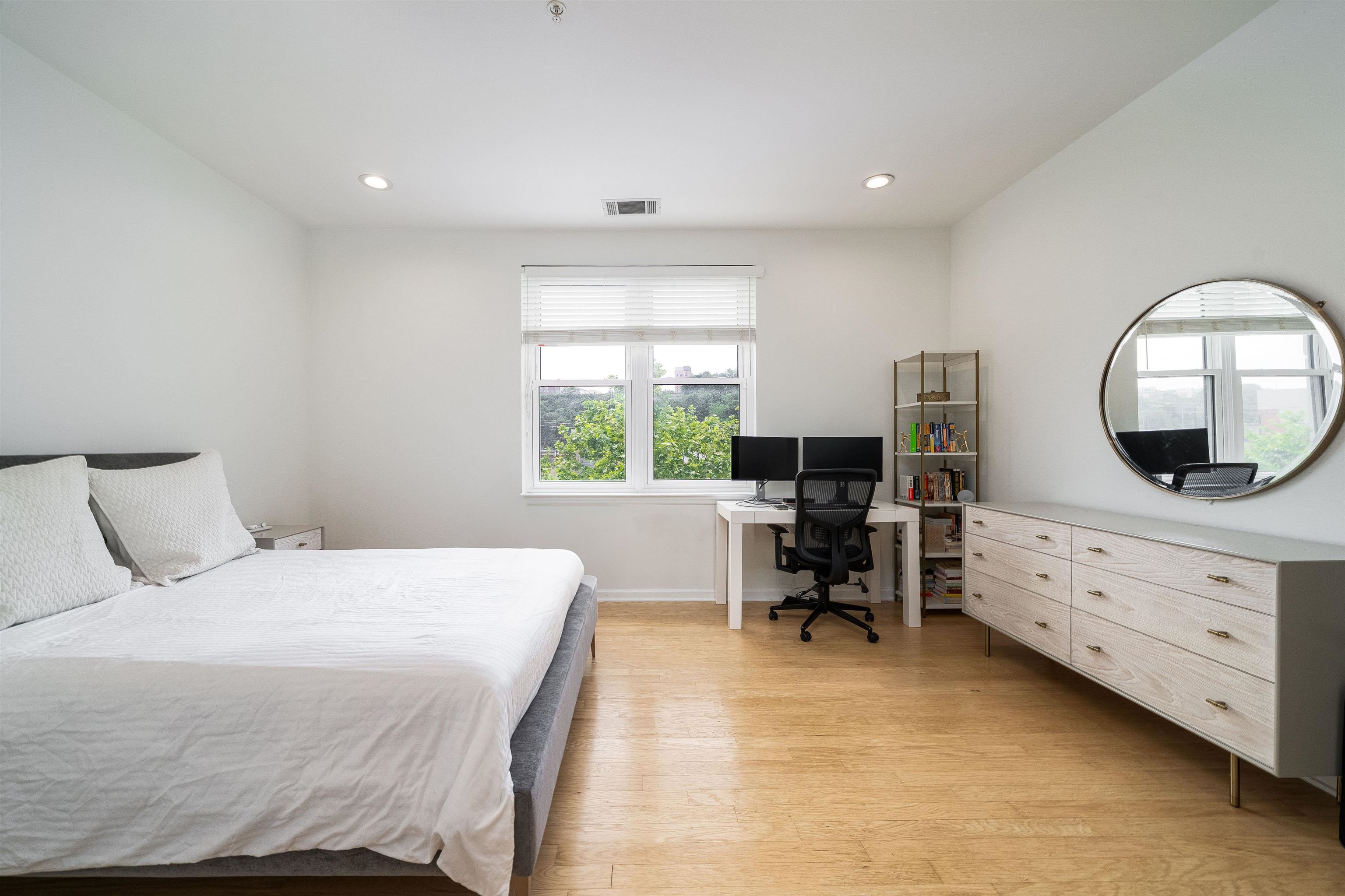 1200 Grand St #314, Hoboken, New Jersey image 12