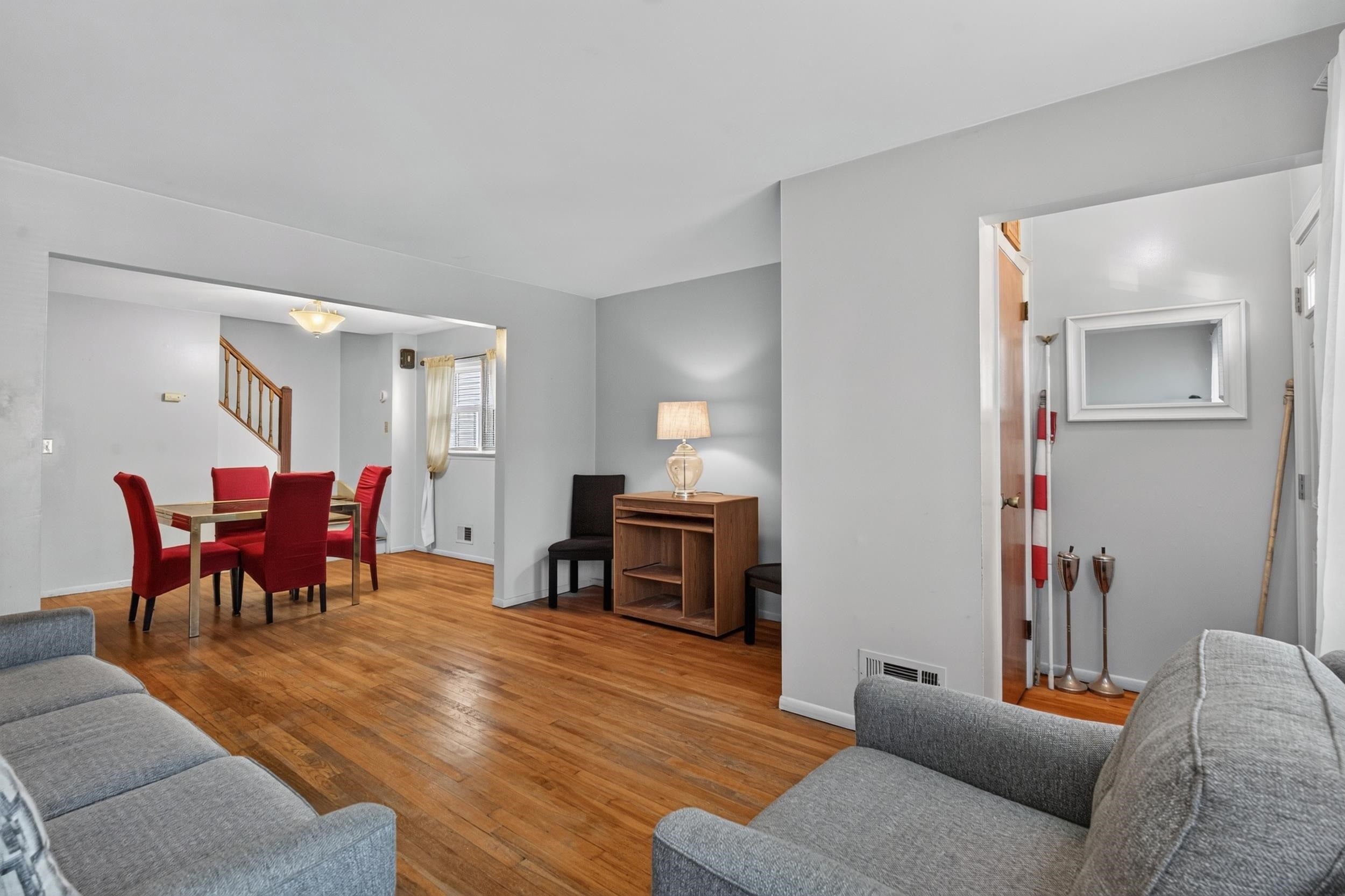 68 EAST 23RD ST