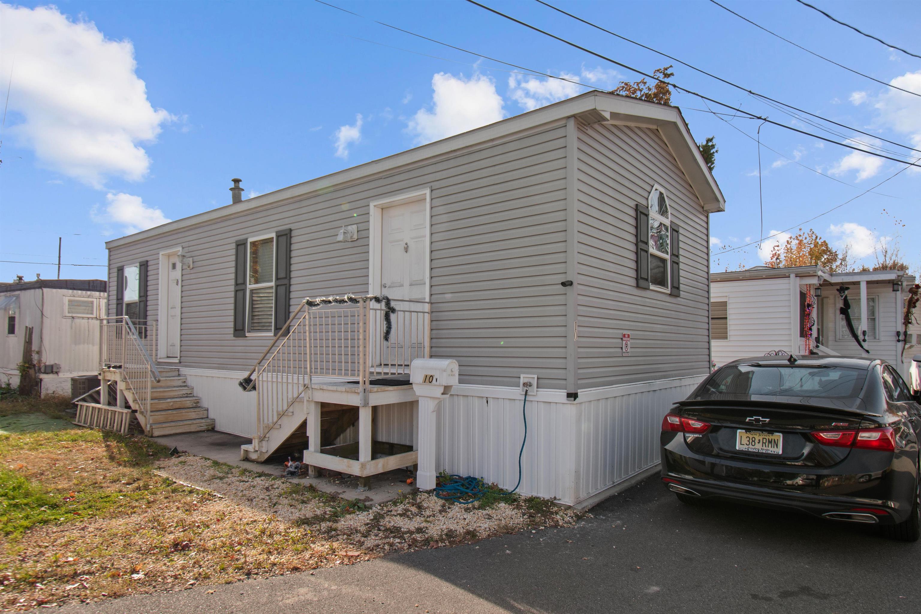 10 West 5th St, Moonachie, New Jersey image 2