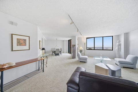 Homes For Rent - 2103 Harmon Cove Tower #2103<br/> Secaucus, NJ 07094
