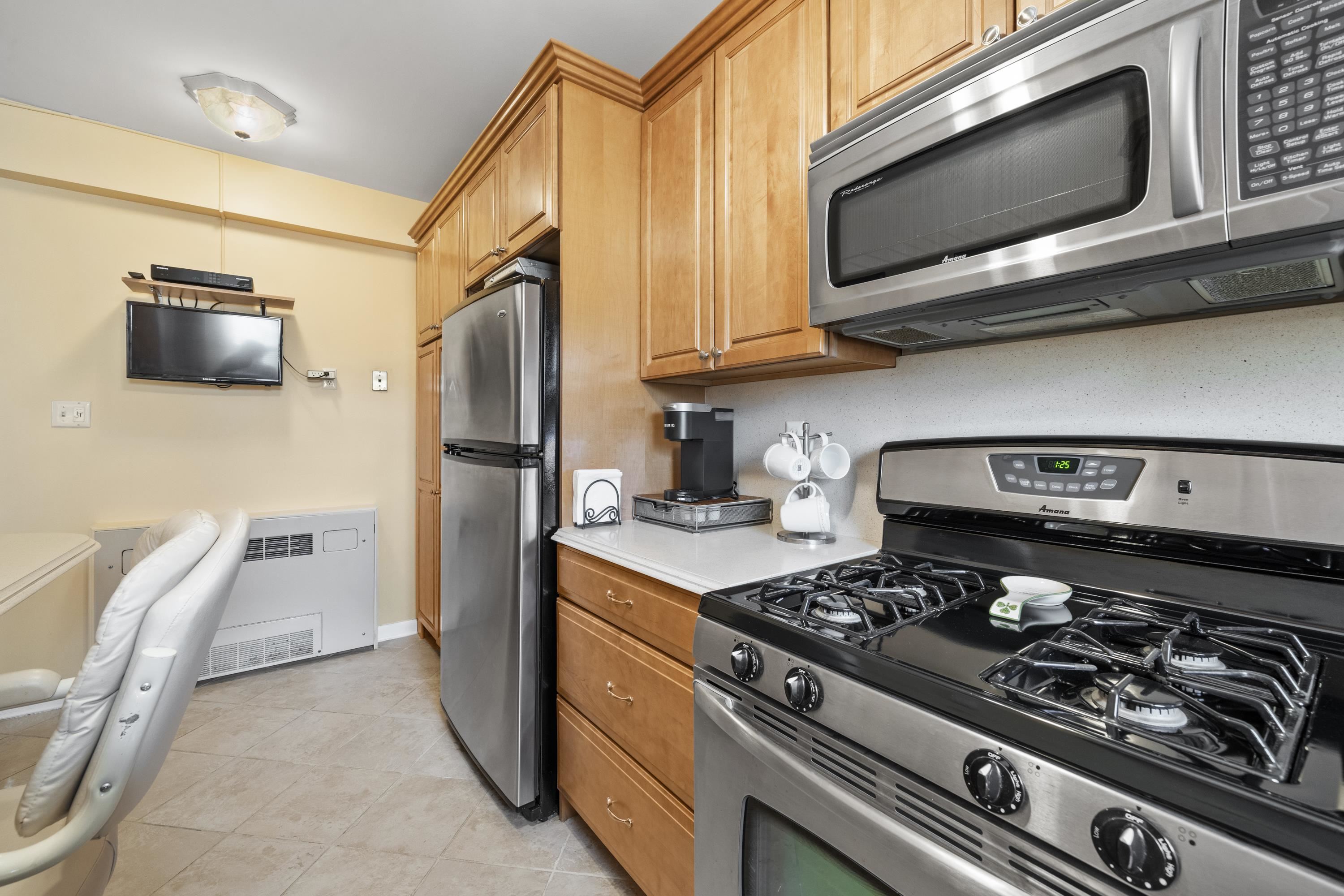 795 Avenue C #1A, Bayonne, New Jersey image 12