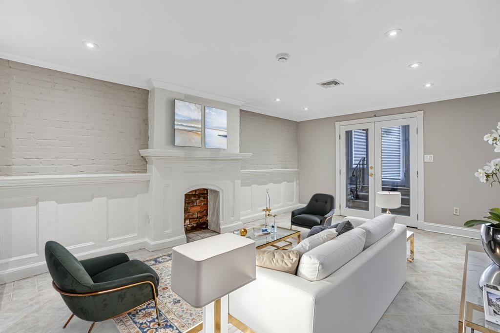 531 Bloomfield St #1, Hoboken, New Jersey image 4