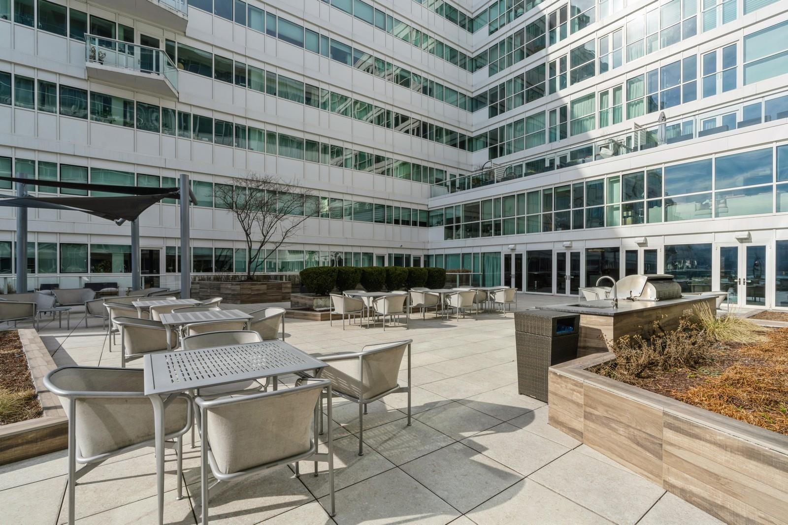800 Avenue At Port Imperial #907, Weehawken, New Jersey image 42