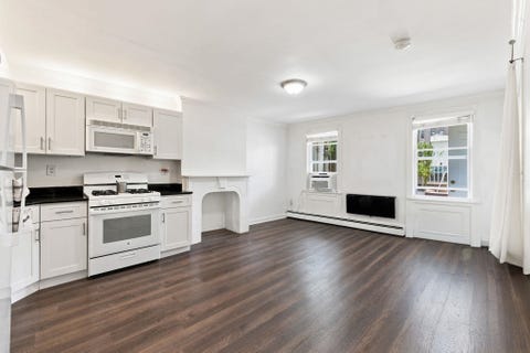 Homes For Rent - 138 Chestnut Ave #1<br/> Jersey City, NJ 07306