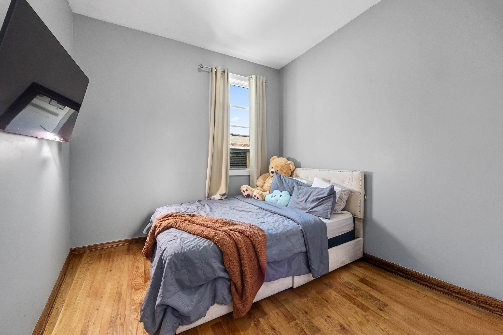 473 BERGEN AVE 2