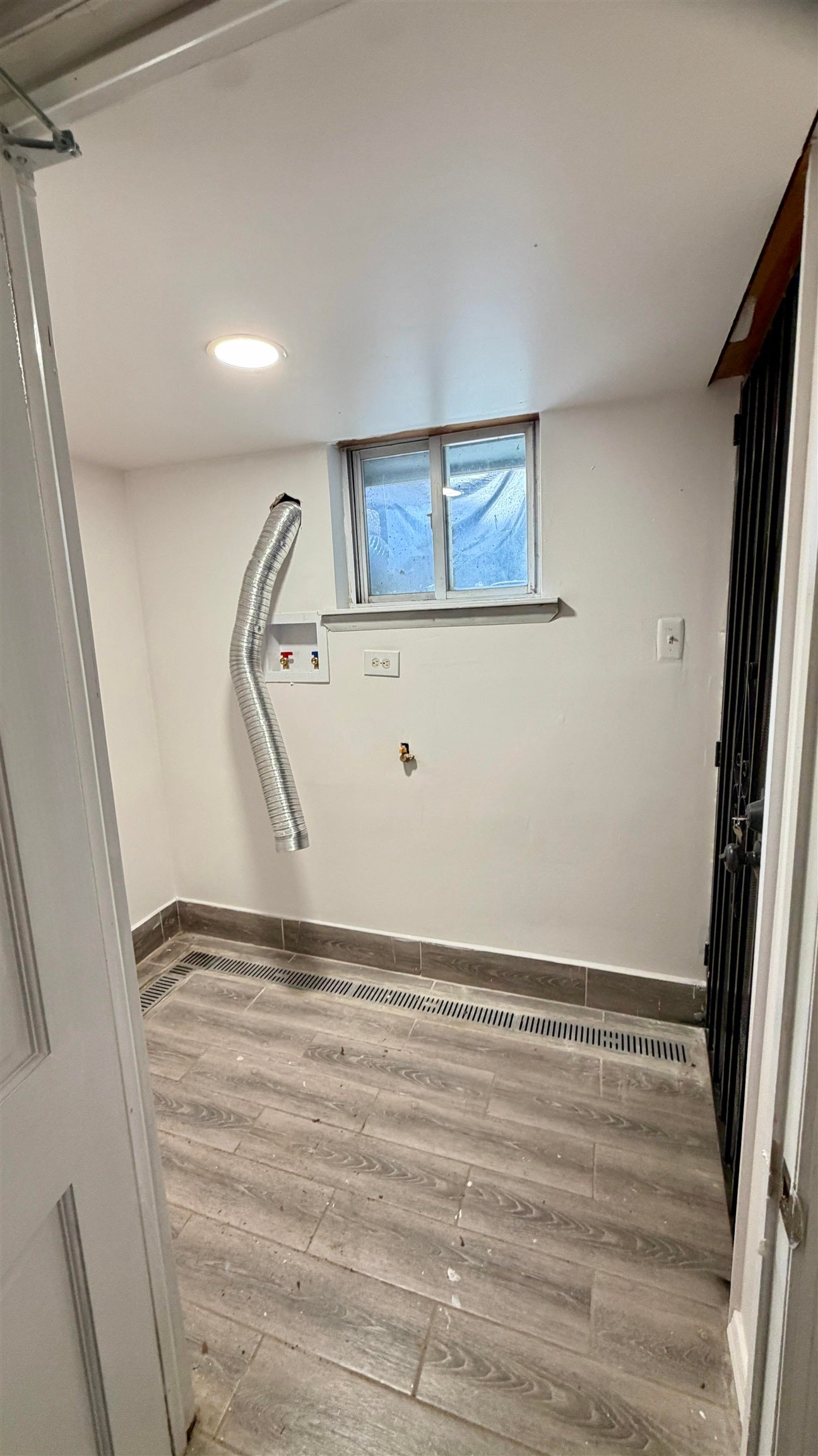 11 EAST 37TH ST 3 - Photo 4
