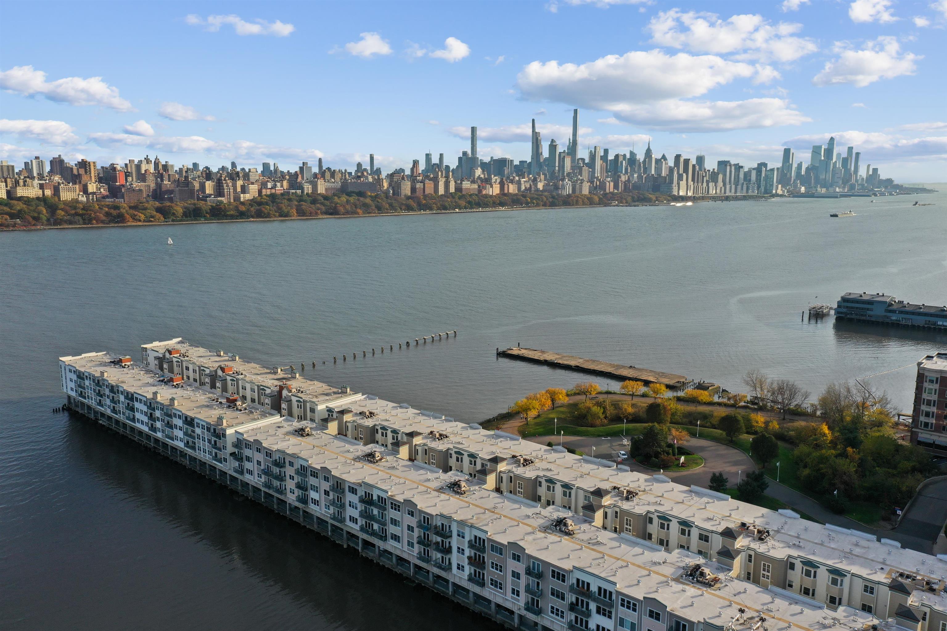 251 The Promenade, Edgewater, New Jersey image 1