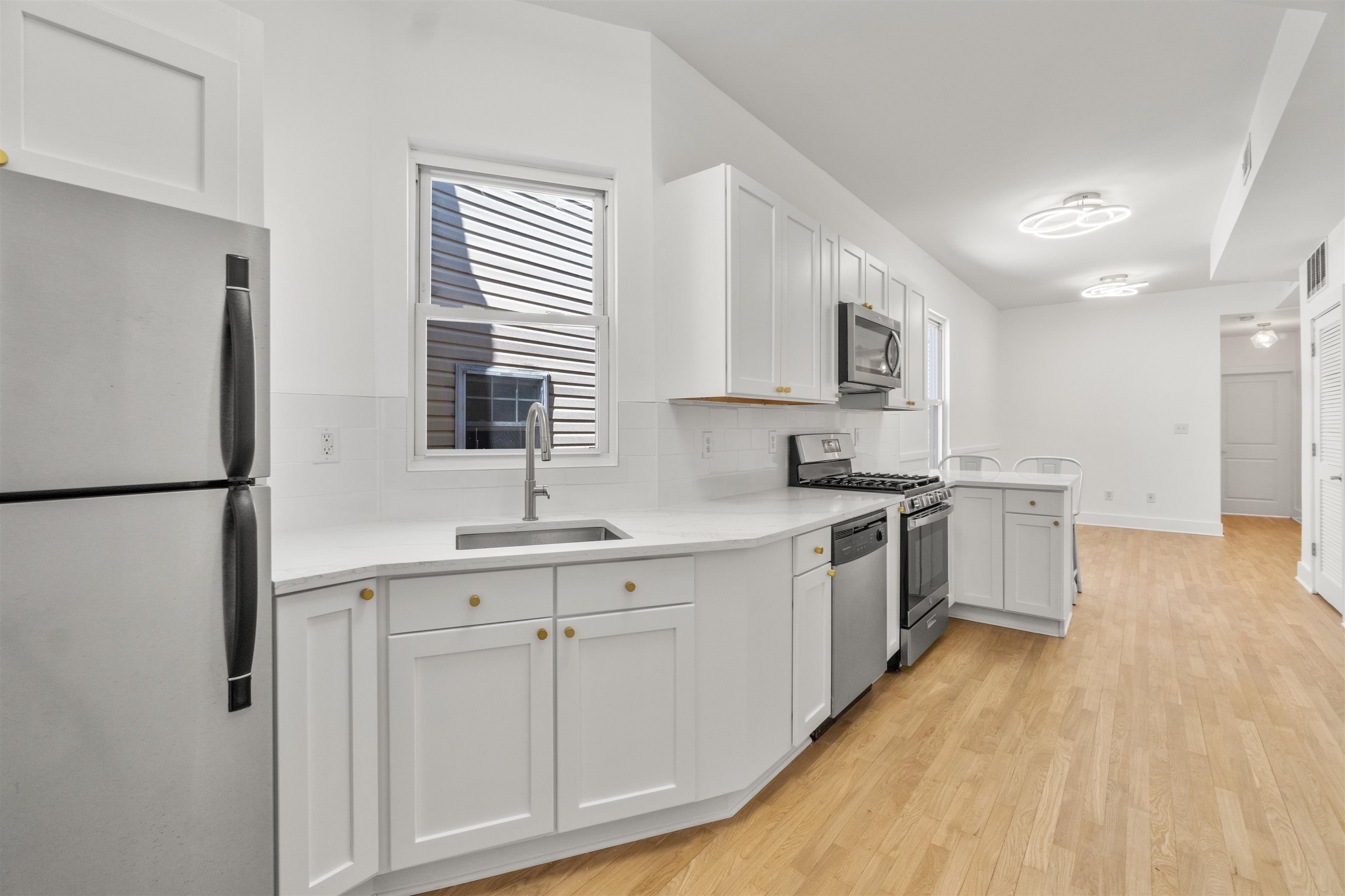 106 Duncan Ave #3L, Jersey City, New Jersey image 2