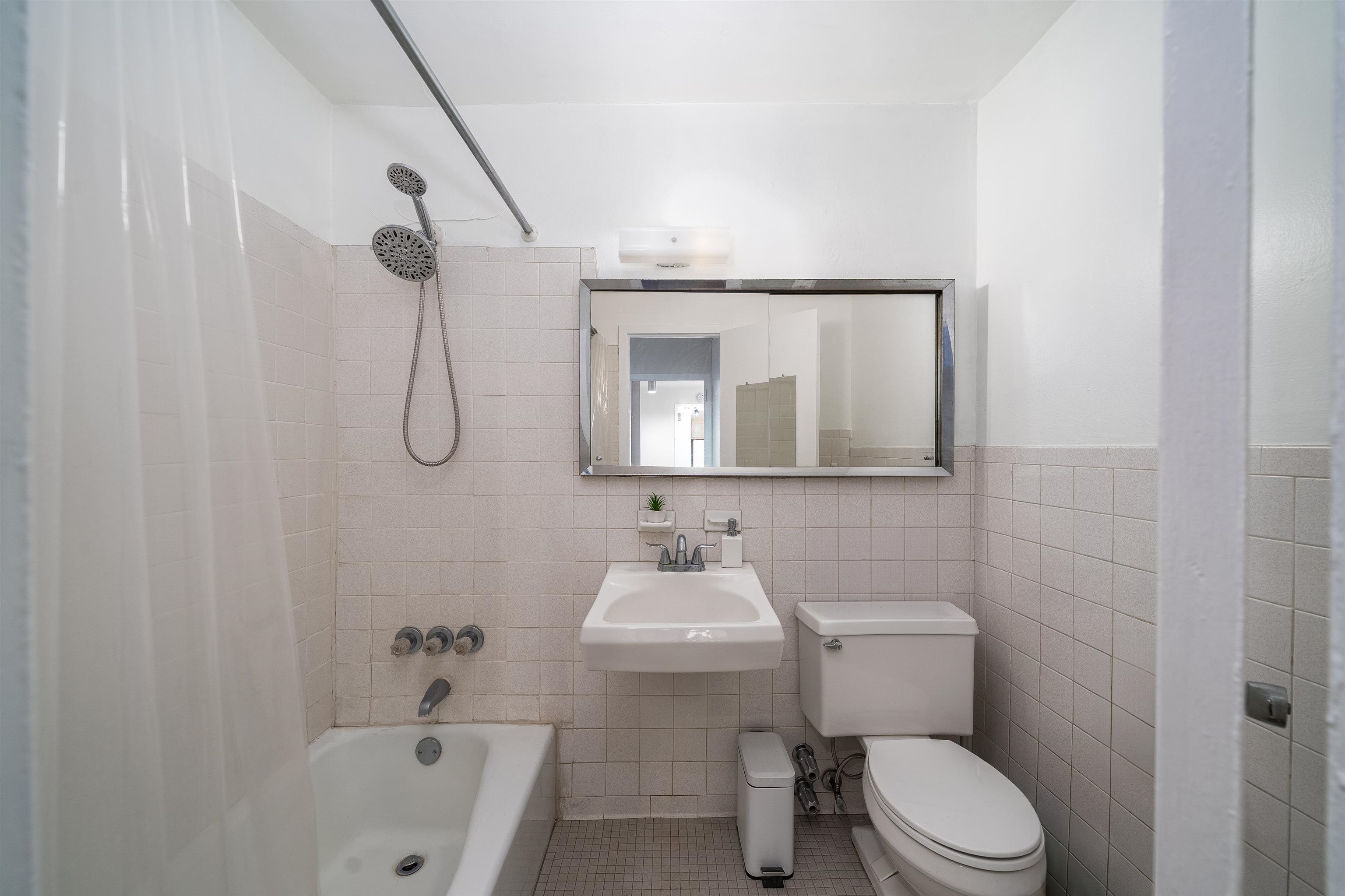 6040 Blvd East #32L, West New York, New Jersey image 19