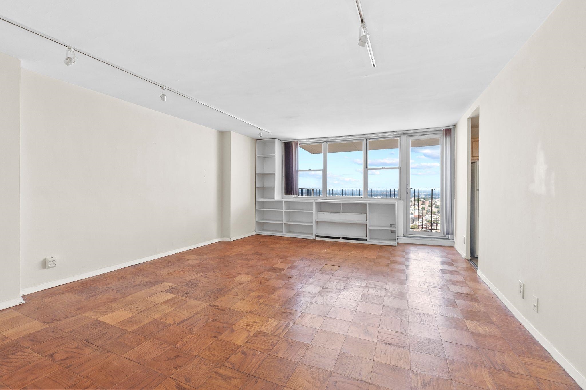 6040 Blvd East #32L, West New York, New Jersey image 4