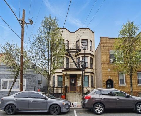 Multifamily For Sale - 904 Bergenline Ave<br/> Union City, NJ 07087