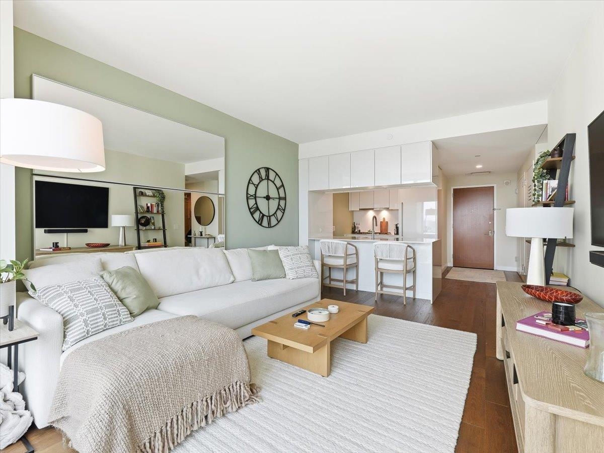 99 HUDSON ST 2309