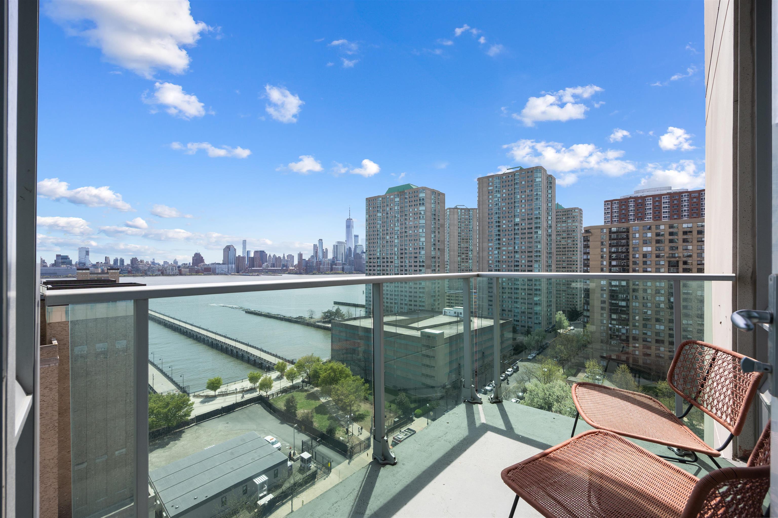 20 Newport Parkway #1707, Jersey City, New Jersey image 2