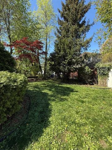 380 Liberty Rd, Englewood, New Jersey image 2