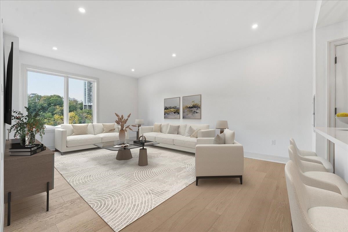 Search Homes 2 921 MADISON ST 507