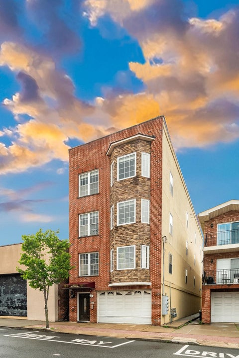 Featured picture for the property 260009755