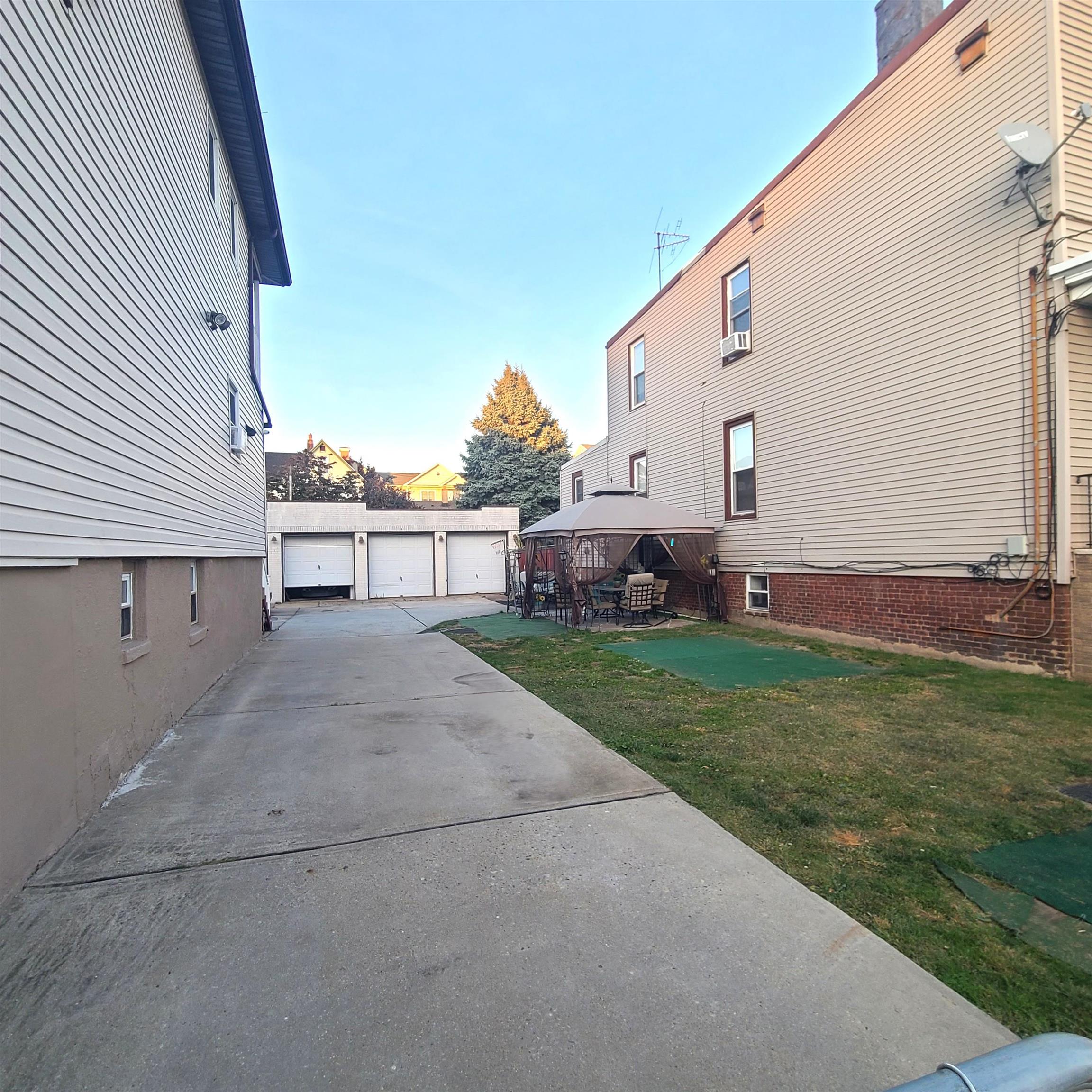 1710 47th St, North Bergen, New Jersey image 5