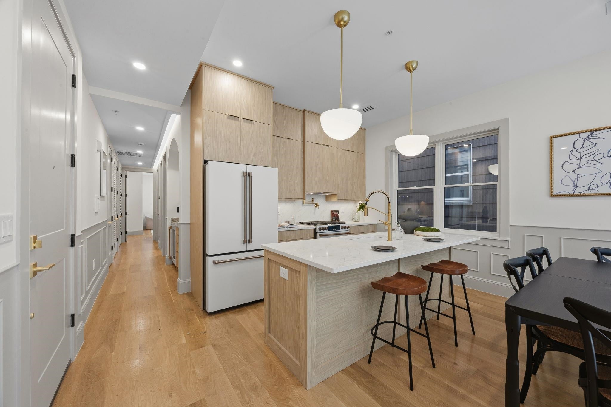 206 SHERMAN AVE 2