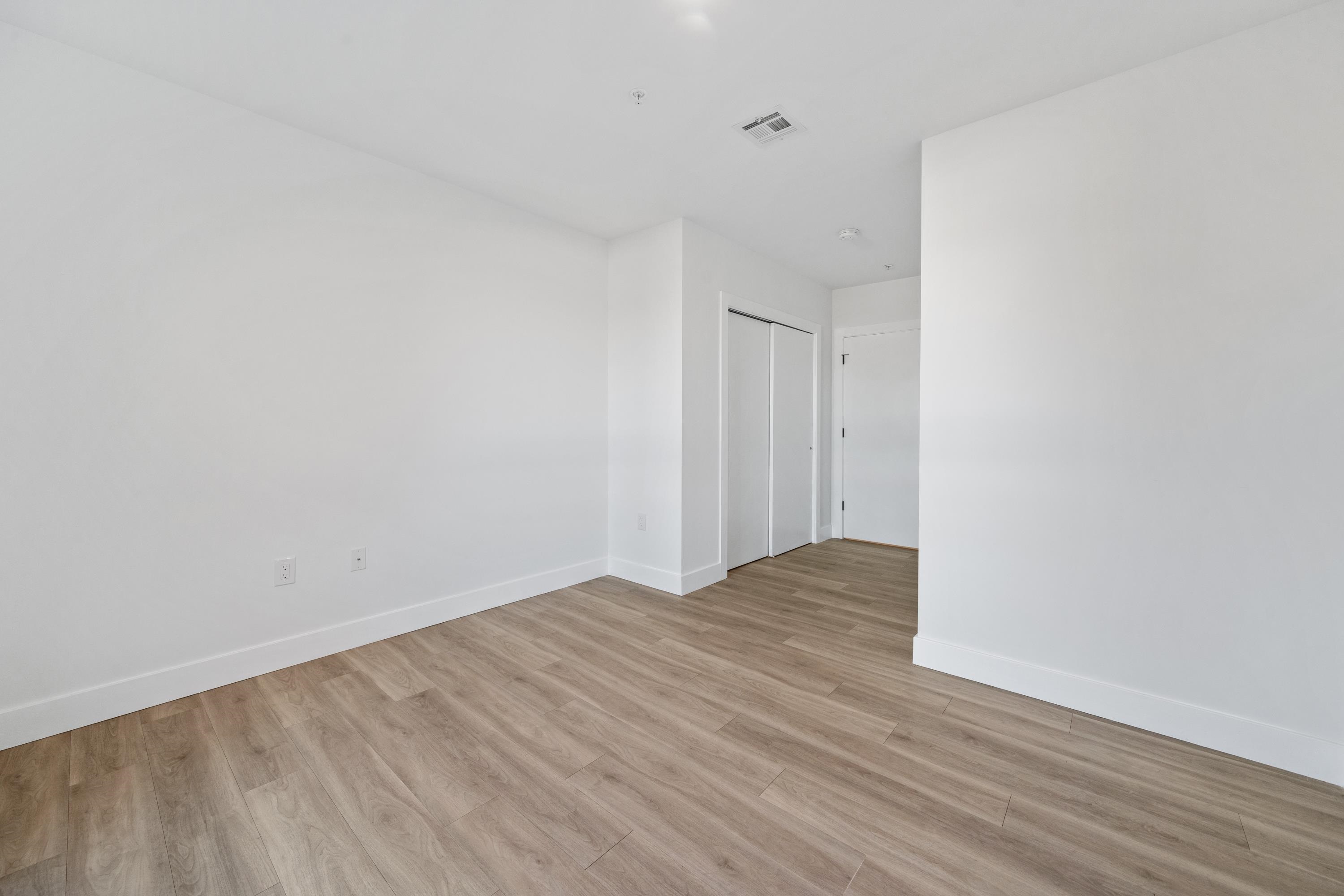 115 West  2nd St #301, Bayonne, New Jersey image 13