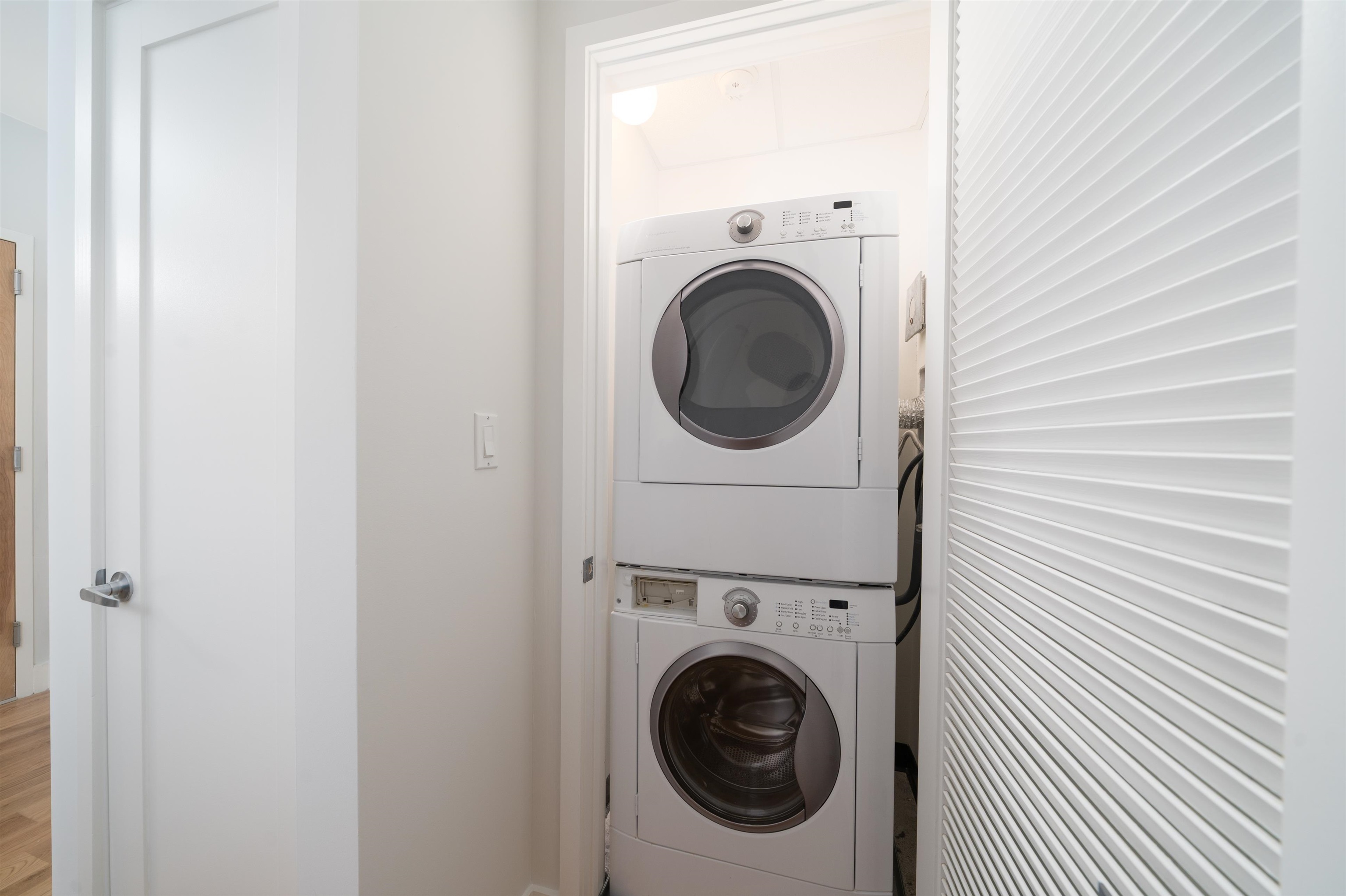 253 Washington St #202, Jersey City, New Jersey image 19