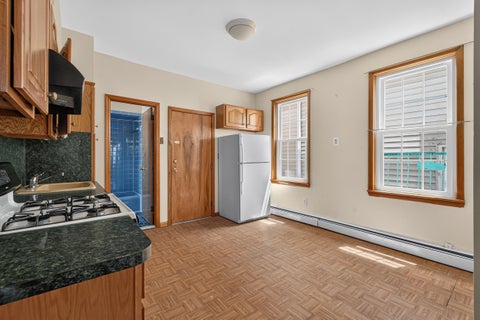 Homes For Rent - 25 West 15th St #3<br/> Bayonne, NJ 07002