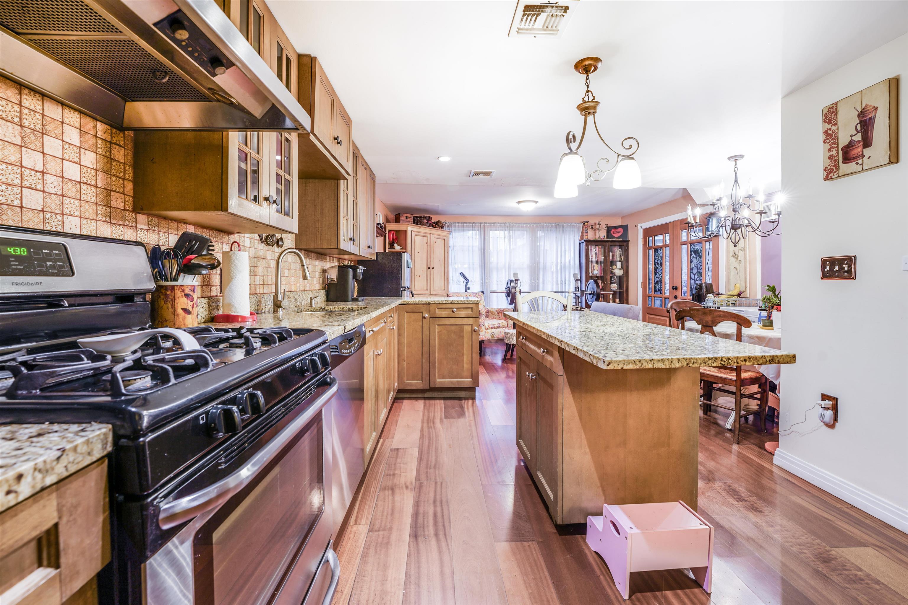 372 5th St, Jersey City, New Jersey image 10