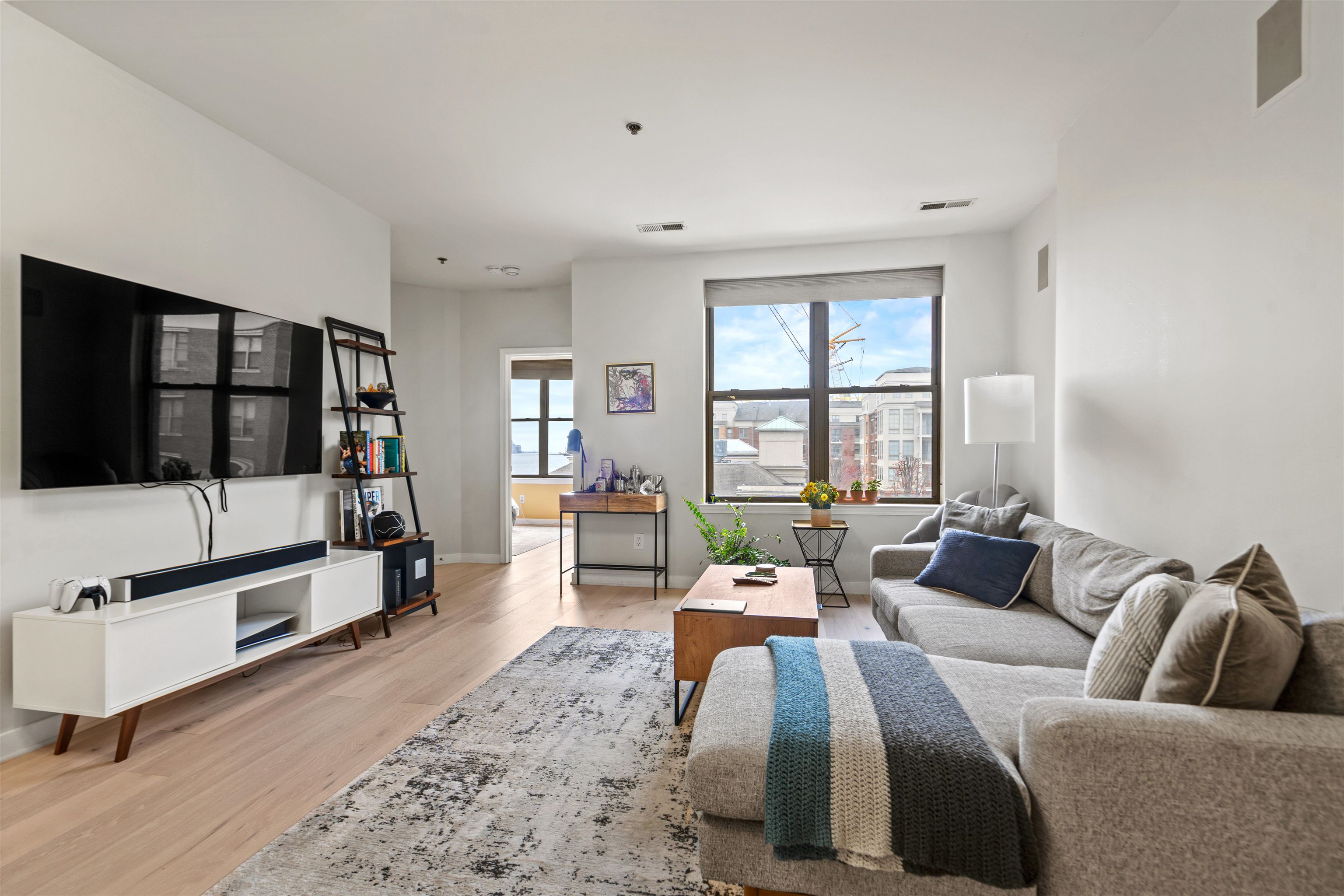 24 Avenue At Port Imperial #305, West New York, New Jersey image 7