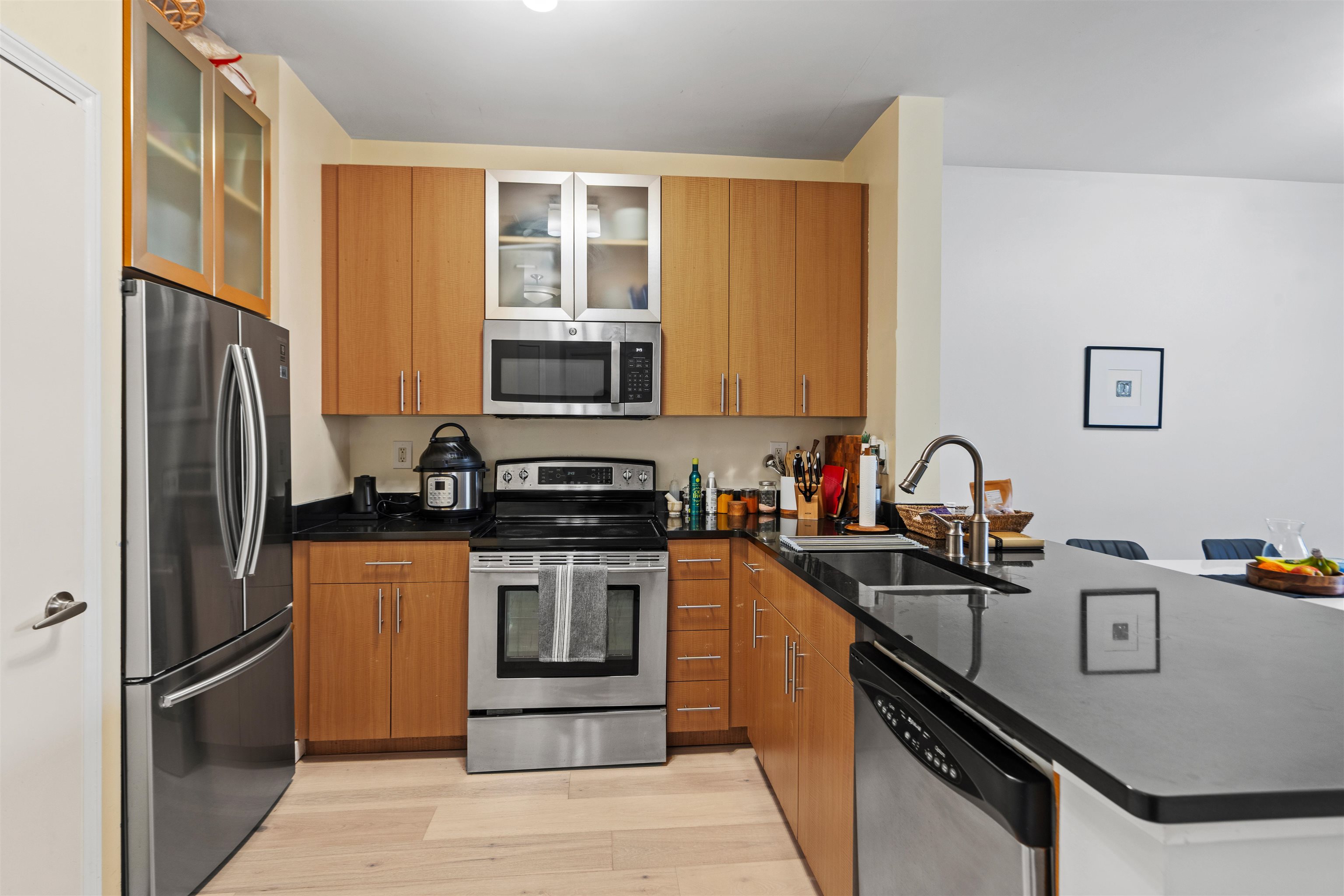 24 Avenue At Port Imperial #305, West New York, New Jersey image 2