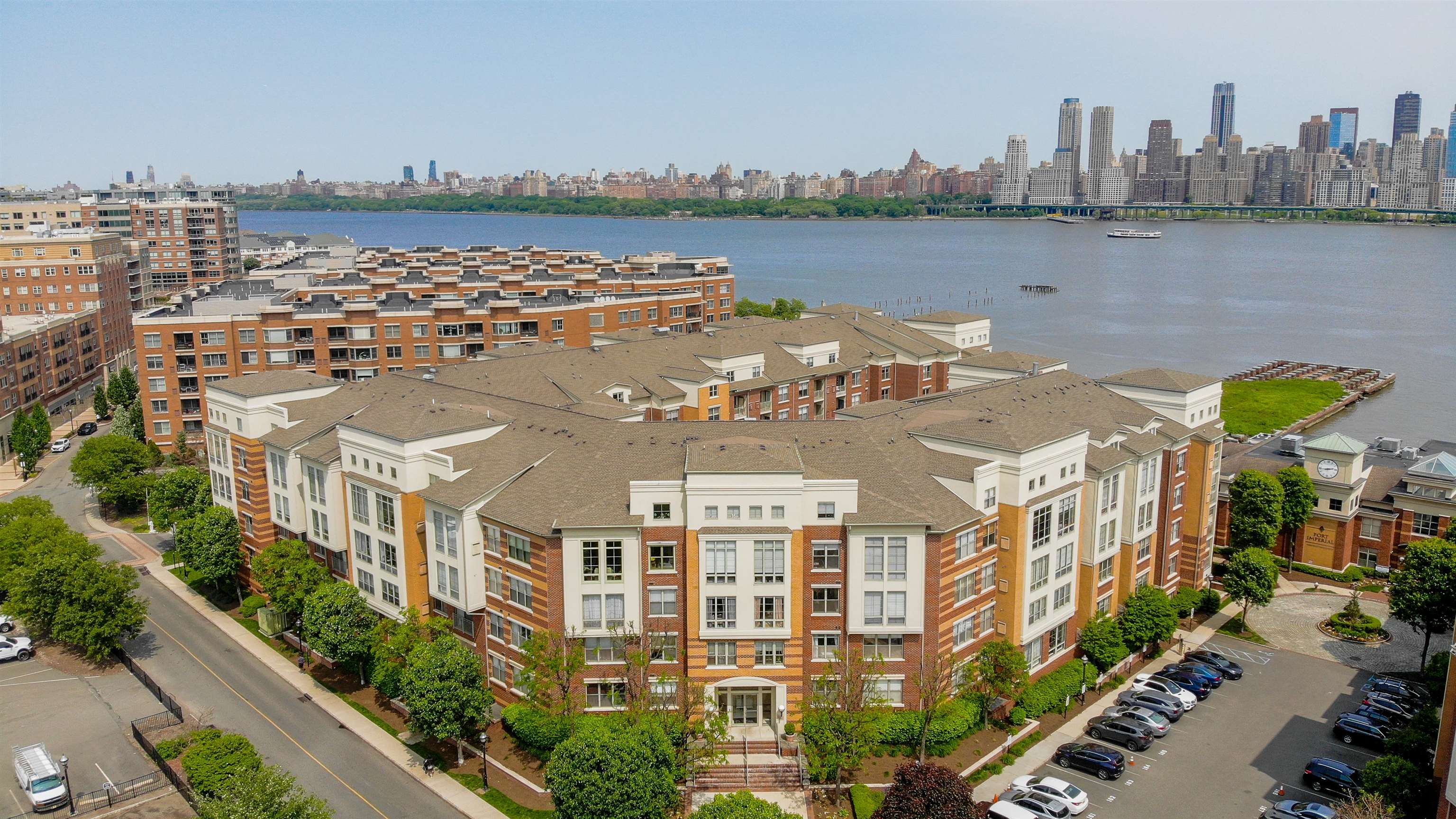 24 Avenue At Port Imperial #305, West New York, New Jersey image 35
