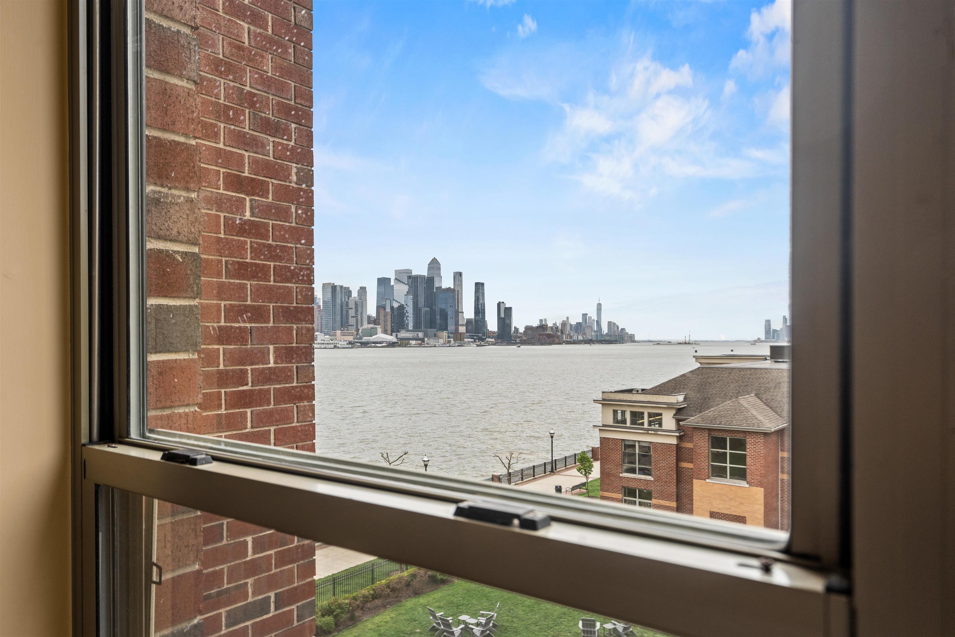 24 Avenue At Port Imperial #305, West New York, New Jersey image 15