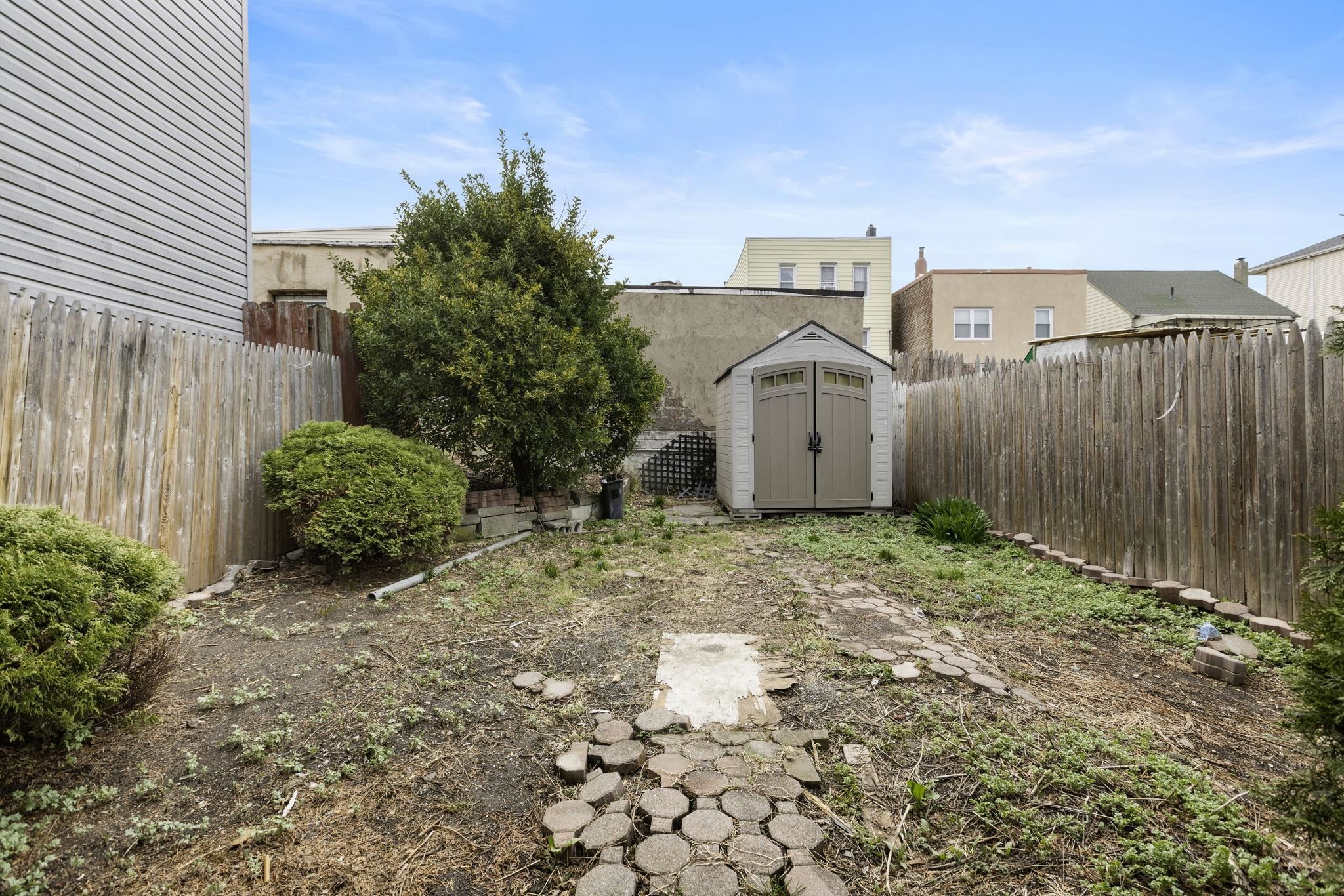 6203 Newkirk Ave, North Bergen, New Jersey image 15