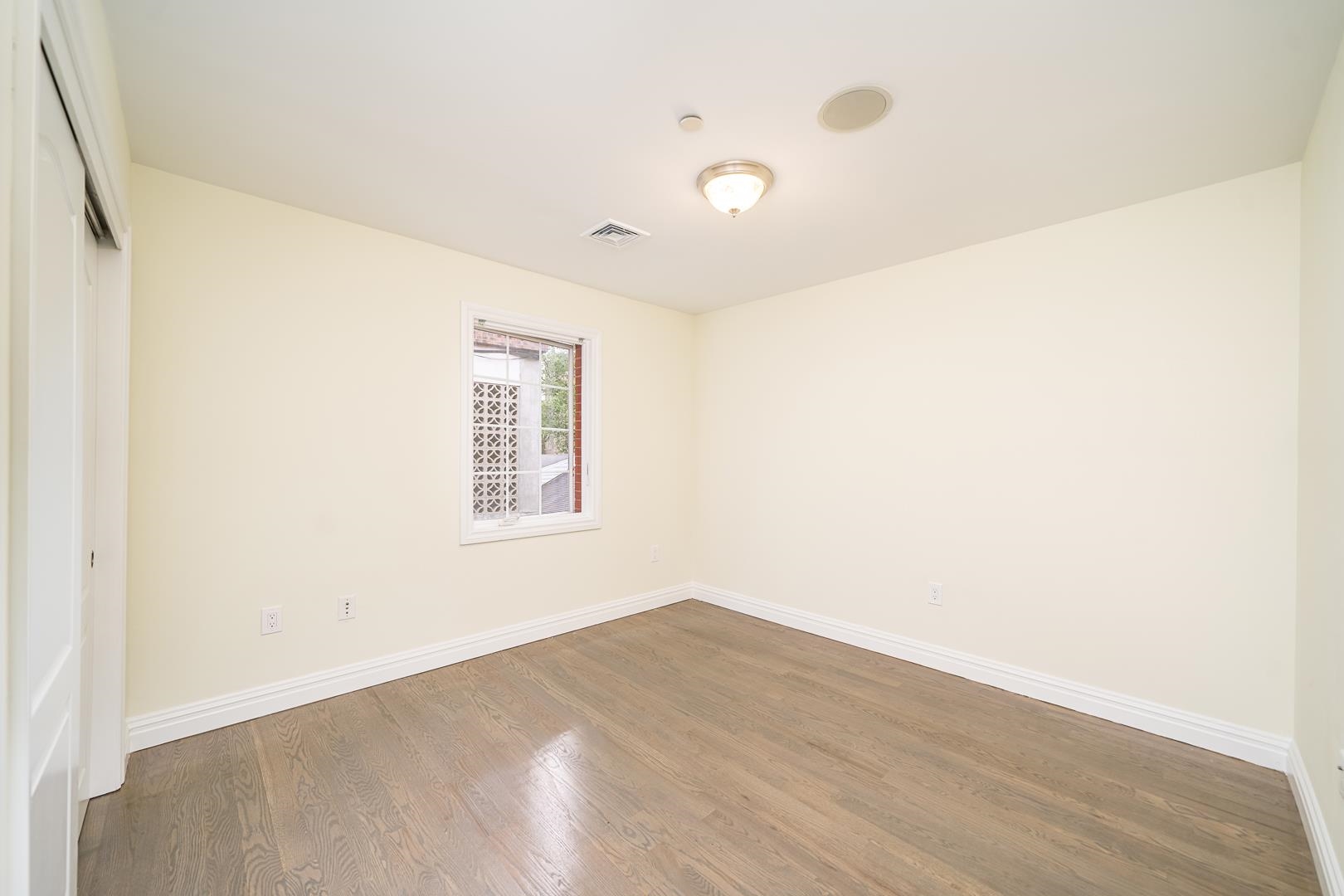 9033 Wall St #10, North Bergen, New Jersey image 19