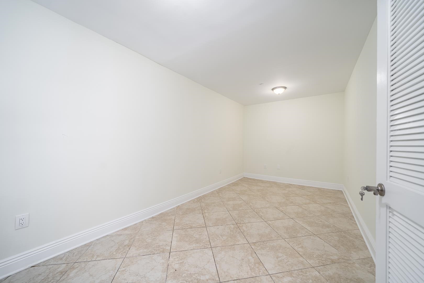 9033 Wall St #10, North Bergen, New Jersey image 27