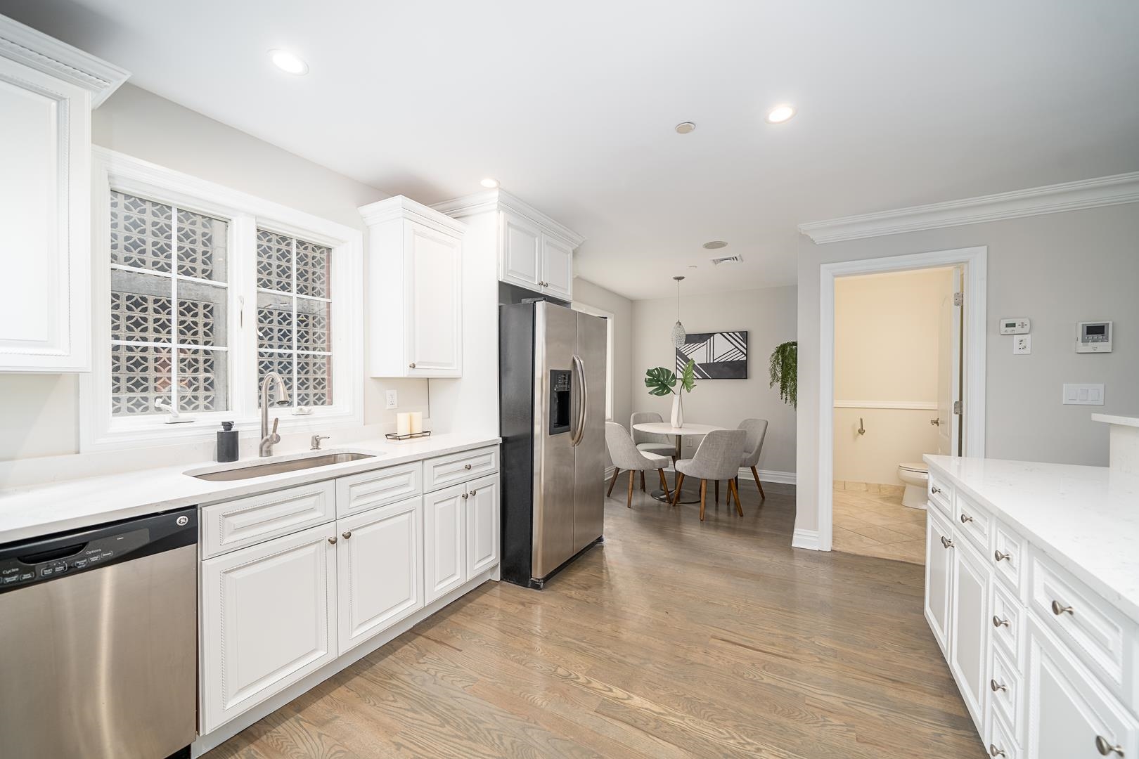 9033 Wall St #10, North Bergen, New Jersey image 9