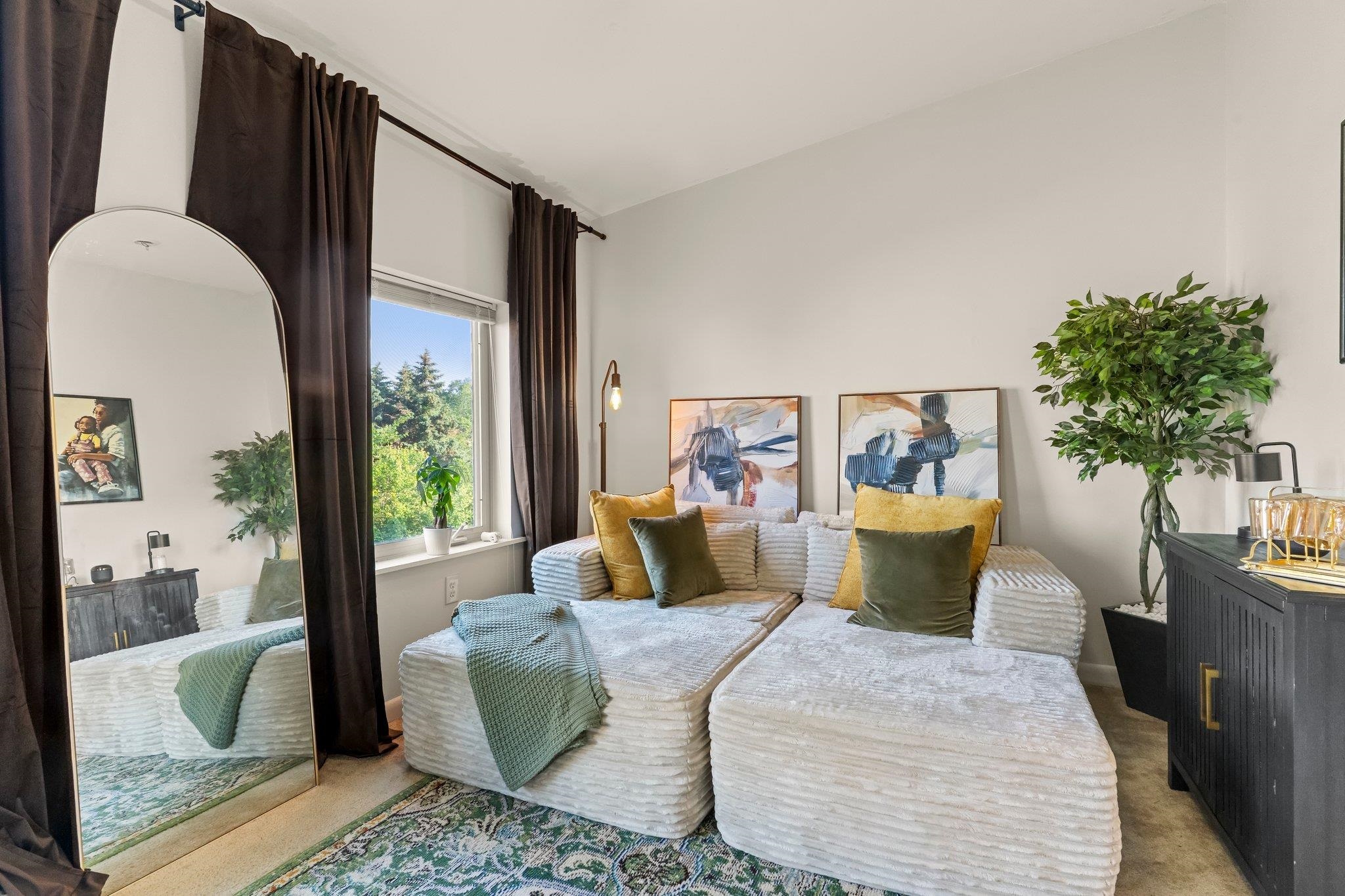 437 Rose Ave, Jersey City, New Jersey image 17
