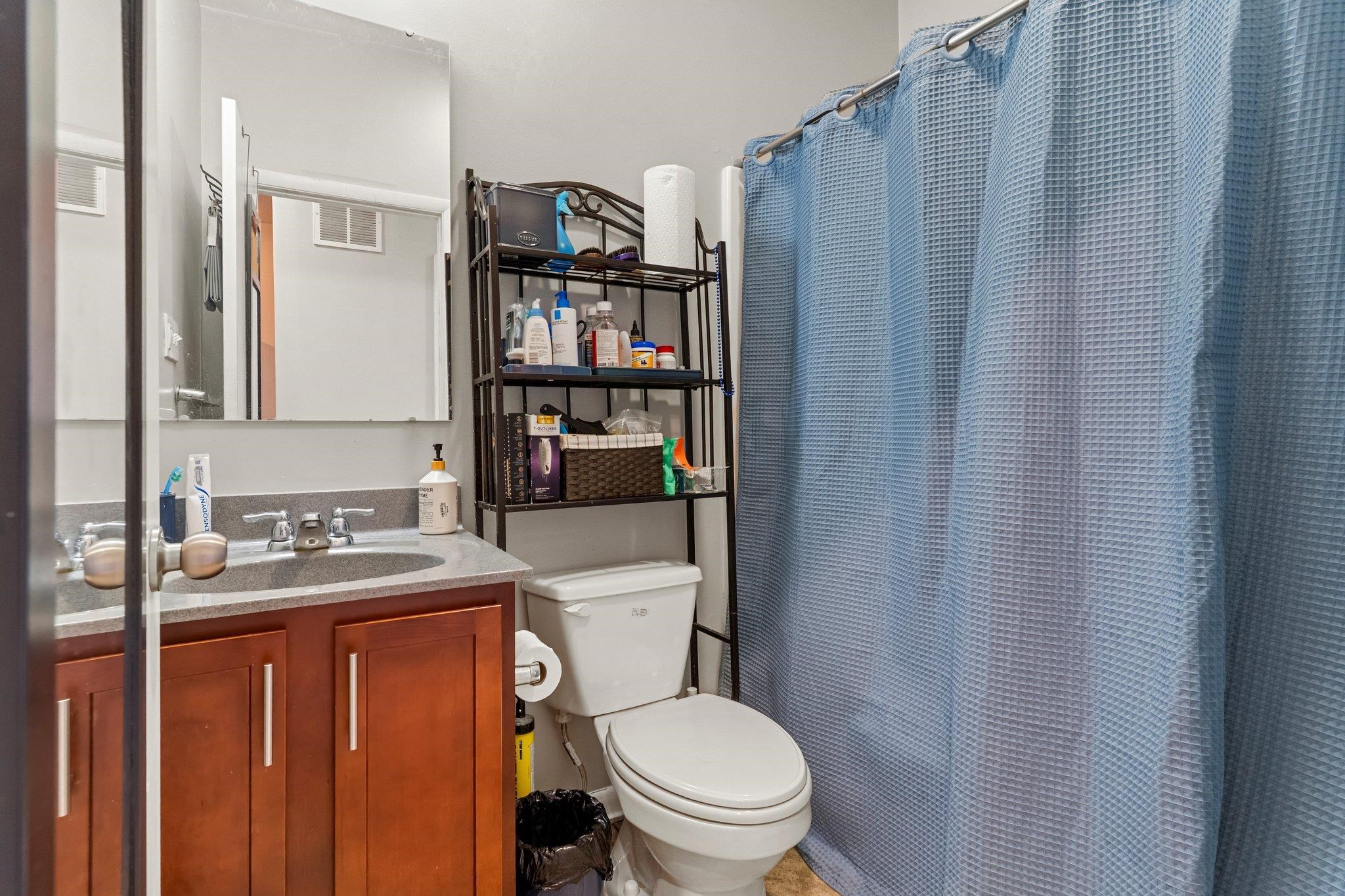 437 Rose Ave, Jersey City, New Jersey image 19