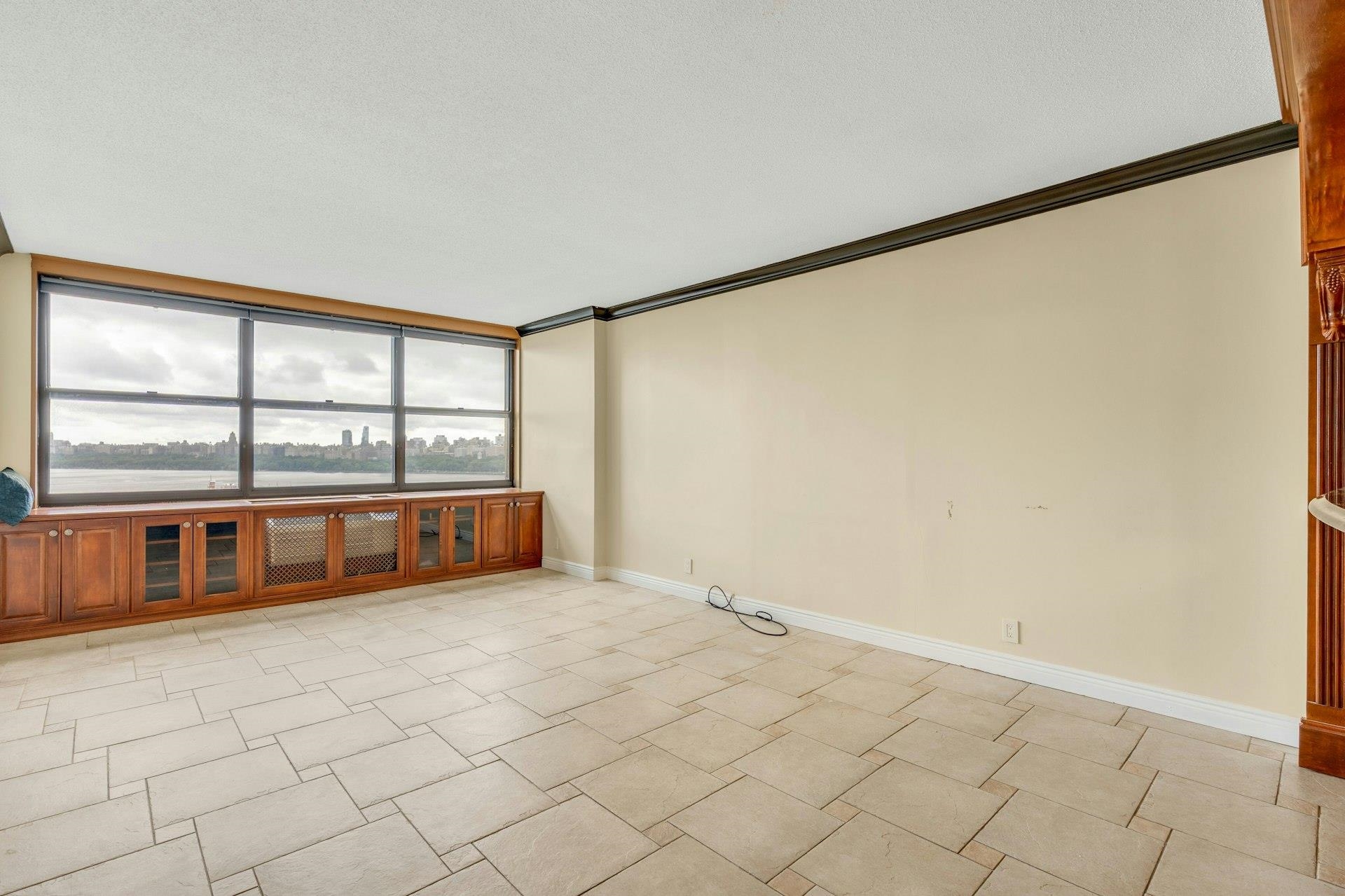 7002 Blvd East #19A, Guttenberg, New Jersey image 26