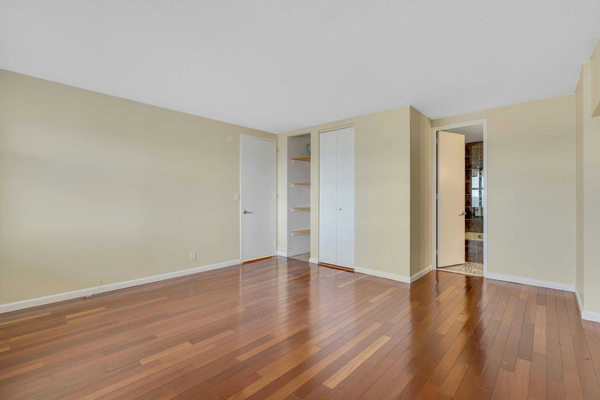7002 Blvd East #19A, Guttenberg, New Jersey image 39