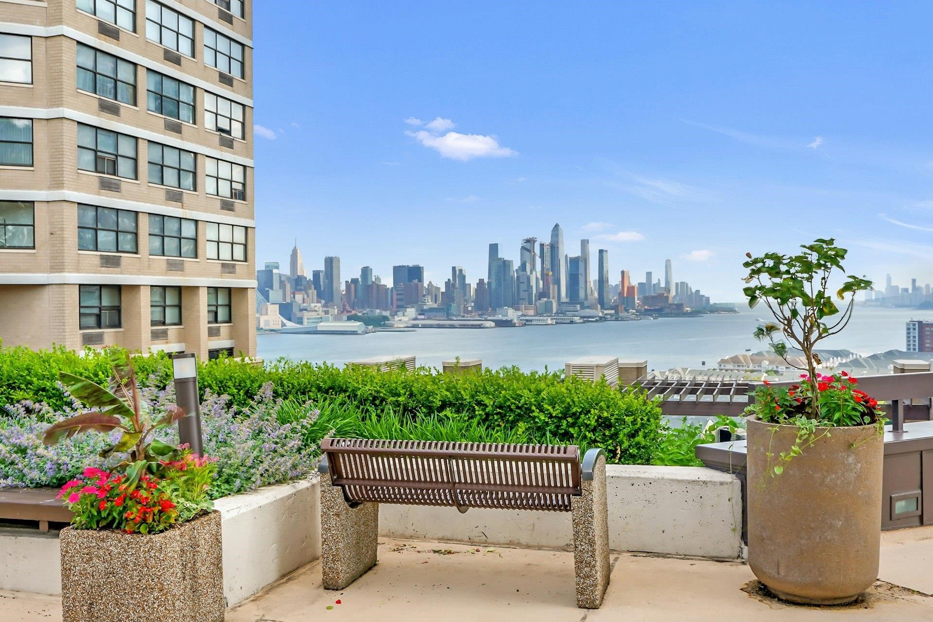 7002 Blvd East #19A, Guttenberg, New Jersey image 45