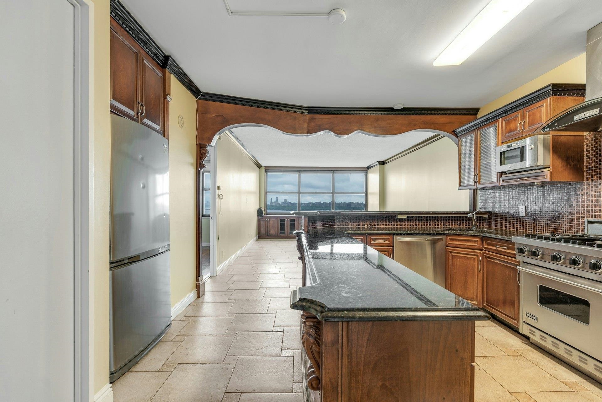 7002 Blvd East #19A, Guttenberg, New Jersey image 19