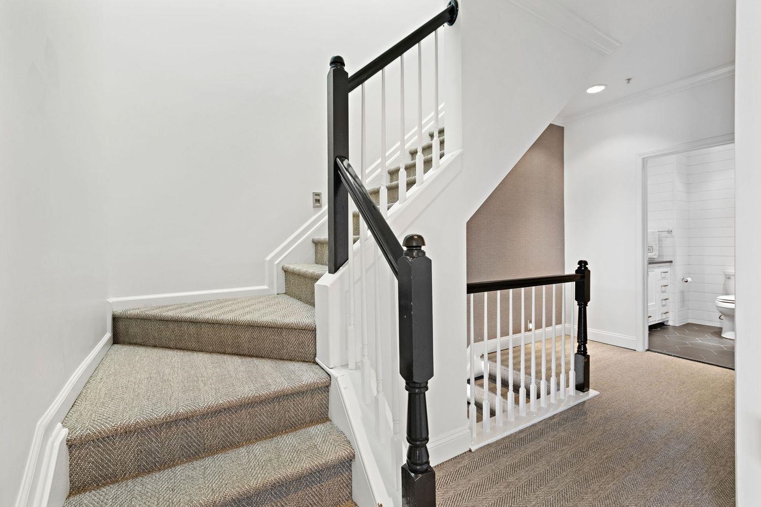 443 Albany Ct, West New York, New Jersey image 14